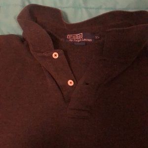 Dark grey polo long sleeve shirt with green polo man